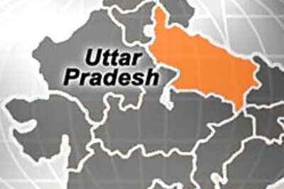 Woman beheads man, parades it through streets