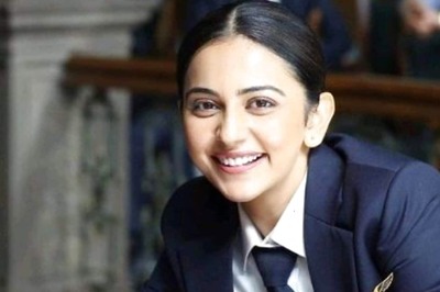 Runway 34: Rakul Preet Singh Reveals She Had a Tough Time Performing In Front of Amitabh Bachchan