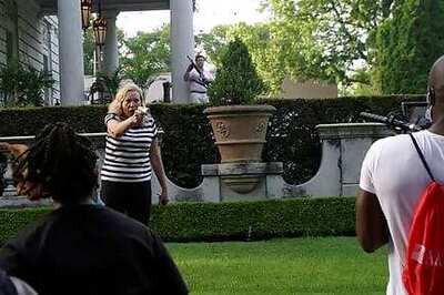 Couple Who Pointed Guns At Protesters Tell Republican Convention That Suburbs In Peril