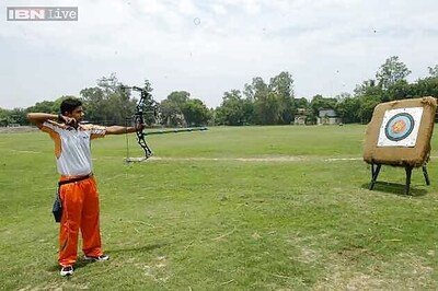 Asian Games 2014: Trisha, Abhishek in semi-finals of compound archery