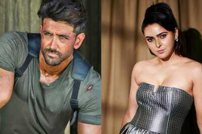 Madhurima Tuli Gets TROLLED for Apologising to Hrithik Roshan: 'Woh 2 Saal Se Tension Mein Tha'