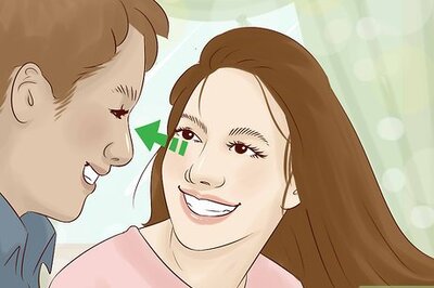How to React to a Guy's Flirting