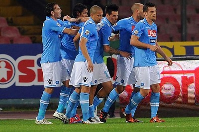 Inspired Napoli hand Juventus a rare loss in Serie A