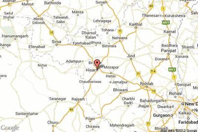 Man kills 2 children, commits suicide by jumping before train