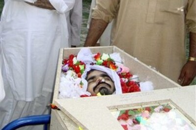 90 killed in air strikes in Pak's Waziristan