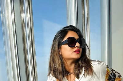 Kannada TV Actress Deepika Das Gives Classy Vibes In Pics From Burj Khalifa