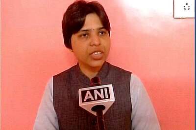 Trupti Desai Offers Prayers at Haji Ali Dargah