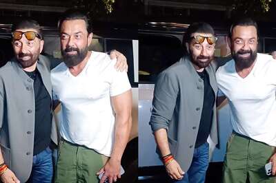 Sunny Deol and Brother Bobby Deol Share a Warm Hug, Pose For Paps at Gadar 2 Success Party; Watch