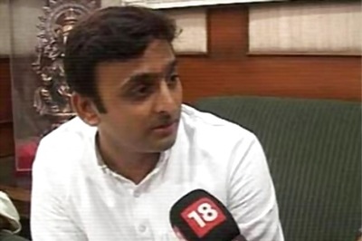 Akhilesh says DP Yadav will not join SP