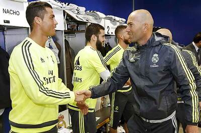 Real Madrid coach Zinedine Zidane seeks 'good relationship' with players