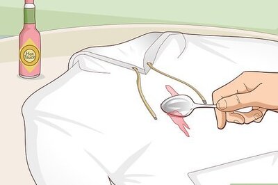 3 Ways to Get Rid of a Hot Sauce Stain Fast