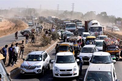 Jat protest: Hundreds stranded at Sonipat-GT Road, mobs attack cars, break windows