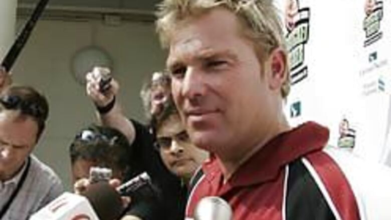 Warne rubbishes Test comeback speculation