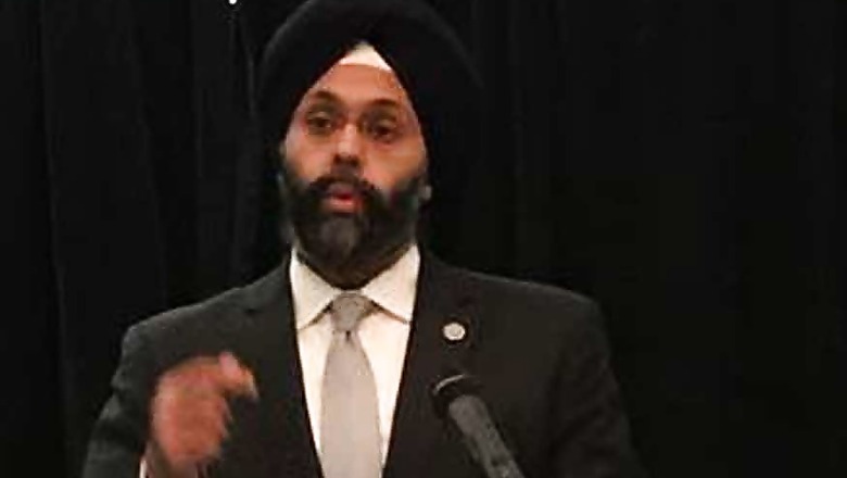 US Radio Hosts Apologise for Calling First Sikh-American Attorney "Turban Man"