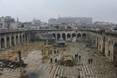Rebels to Evacuate Aleppo in Surrender Deal as Fighting Ends