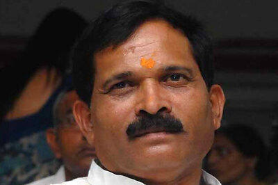 Tour operators fight before Tourism Minister Shripad Yesso Naik in Varanasi