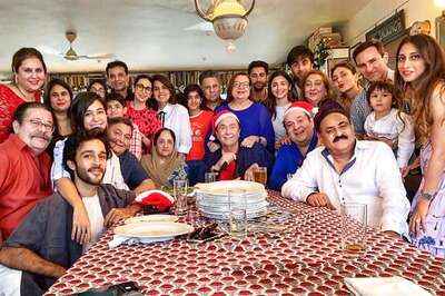 Alia Bhatt, Ranbir Kapoor Join 4 Generations of Kapoor Family to Celebrate Christmas