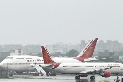 Delhi: IGI registers record flight movement in an hour