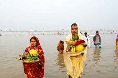 Delhi Revenue Minister Reviews Chhath Preparations at Hathi Ghat