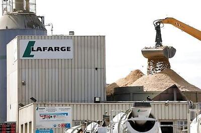 Dirty Eyesore Or Economic Lifeblood? Paris Conflicted Over Concrete Plant
