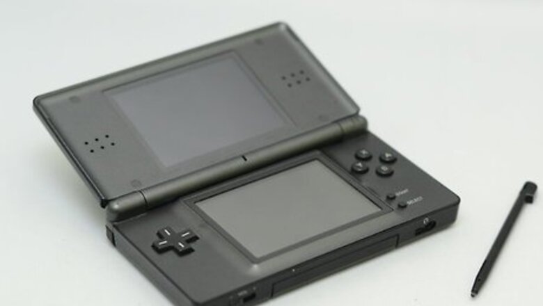 How to Use Pictochat on a Nintendo Ds Lite