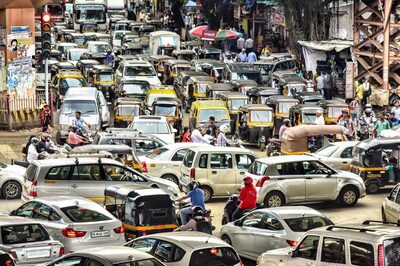 Massive Traffic Jams Expected In Mumbai's BKC As 2 Main Roads to be Shut Till June 2024 | Check Alternate Routes