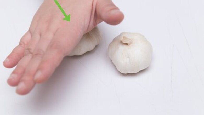 How to Use Garlic Against Stress and Toxins for a Better Mood