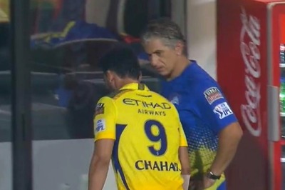 IPL 2024: Injury Concern for CSK as Deepak Chahar Leaves Field After Bowling Just Two Balls vs PBKS