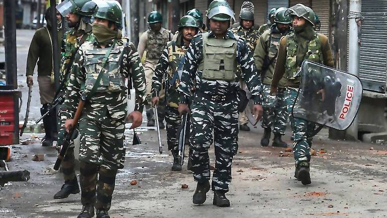 Top Central Officials Discuss Issues Related to J&K Bifurcation, Division of Assets and Manpower