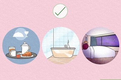 13 Ways to Impress Your Guy with a Romantic Hotel Room