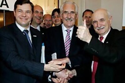 Arcelor closes offer for Dofasco