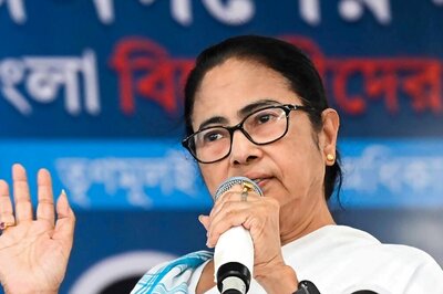 'INDIA Not Staking Claim To Form Govt Today, But Might...': Mamata Banerjee To Supporters Ahead of Modi's Swearing-in