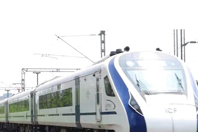 'Tilting Trains' to be Reality in India Soon; 100 new Vande Bharat Trains Being Manufactured