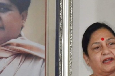 BSP Leader's Satish Mishra's Wife Takes Plunge in UP's 'Brahmin' Politics