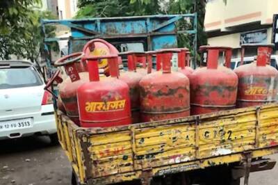 Commercial LPG Cylinder Gets Costlier By Rs 39 in Delhi; Check Latest Prices In Delhi, Mumbai And Other Cities