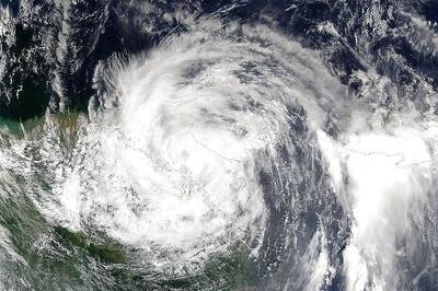 Typhoon Aere to Bring Rainstorm to South China