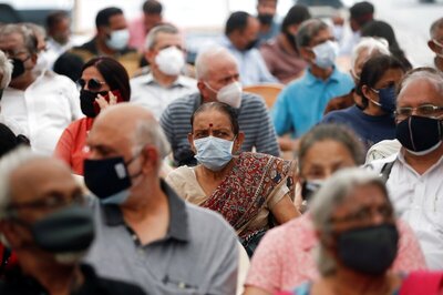 Target of 75,000 Covid-19 Jabs Per Day, BMC Allows Hospitals to Carry Out Vaccinations 24x7