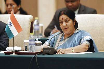 With 4 families claiming Indian girl in Pakistan is their daughter, Sushma seeks CMs' help to know the truth