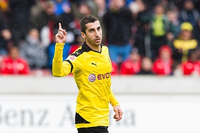 Manchester United Make 'Improved Offer' for Henrikh Mkhitaryan