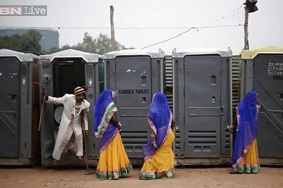 India to track toilet use with tablets