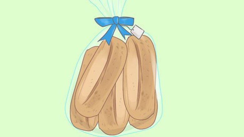 How to Set a Table for a Bake Sale