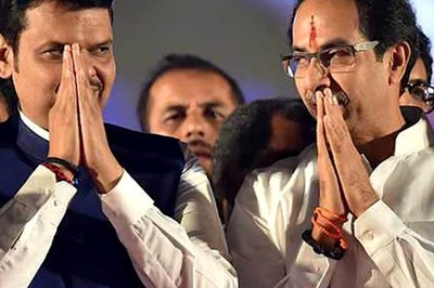 Uddhav Resigns After SC Asks Him to Prove Majority; BJP May Form Govt on July 1 | Key Updates