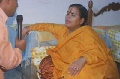 Govindacharya stands by Uma's side