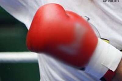 Suranjoy, Manoj knocked out of boxing championship