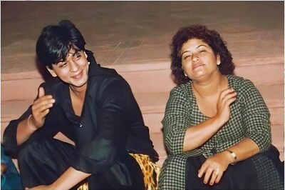 Shah Rukh Khan Pays Tribute to Saroj Khan: 'My First Genuine Teacher in Film Industry'