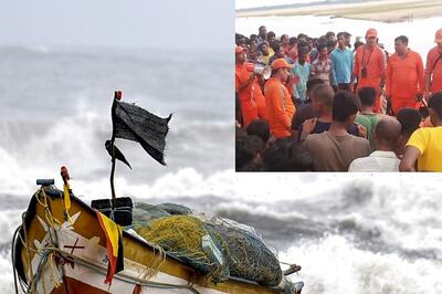Cyclone 'Remal' To Hit West Bengal And Bangladesh Coastlines At Midnight; Rescuers On Guard For Severe Storm