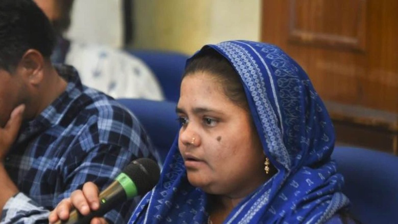 'Very Irritating', SC to Bilkis Bano Counsel on Frequent Mentioning of Plea Against Convicts