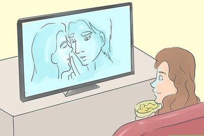 How to Have Fun Alone as a Girl