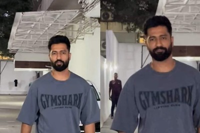 Vicky Kaushal Gets Papped As He Flaunts His New Look For His Upcoming Film, Video Goes Viral