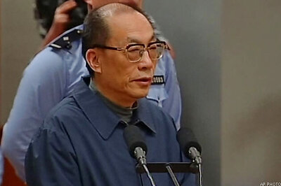 China's ex-railway minister gets suspended death in corruption case